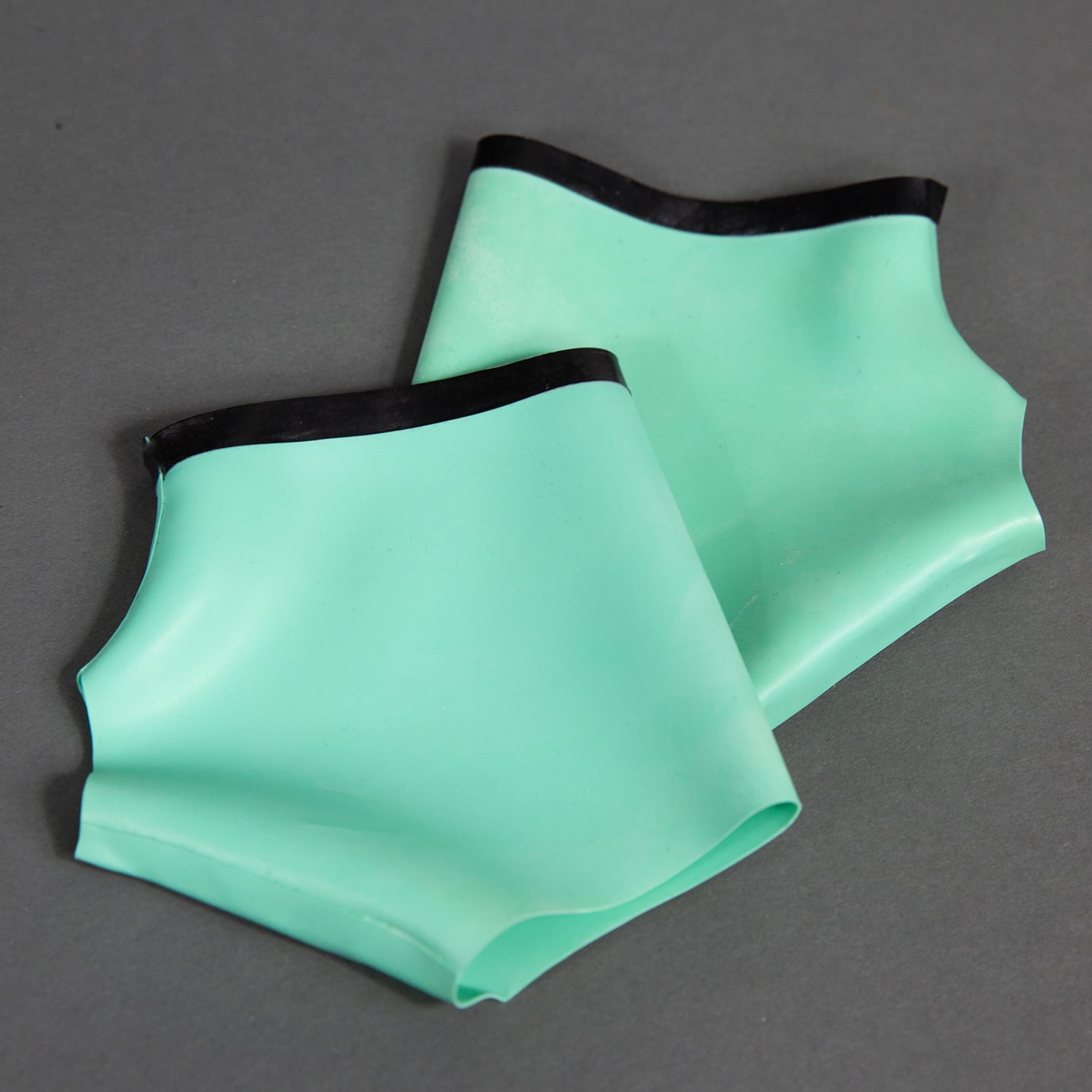 024 Gloves